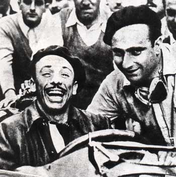 Oscar Galvez y Juan Manuel Fangio en Montevideo, 1947