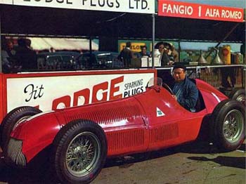 La viva imagen del triunfo: el 158, Fangio y el n1